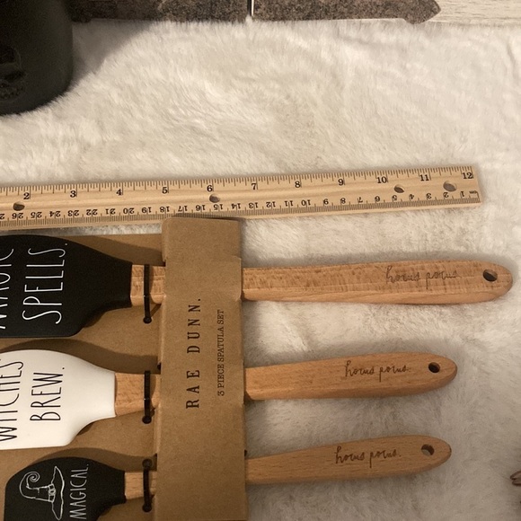 Rae Dunn Halloween Spatulas - Picture 6 of 8